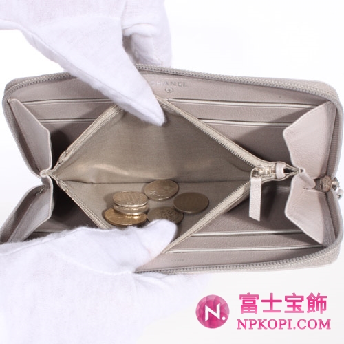 シャネル ジャケット 長財布 シルバー A50130